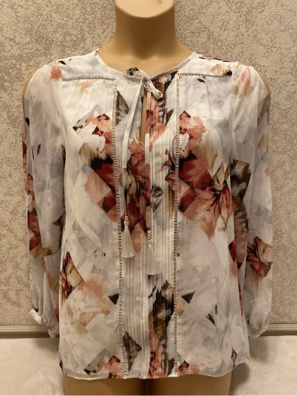 White House Black Market White Split Sleeve Floral Tie-Neck Blouse